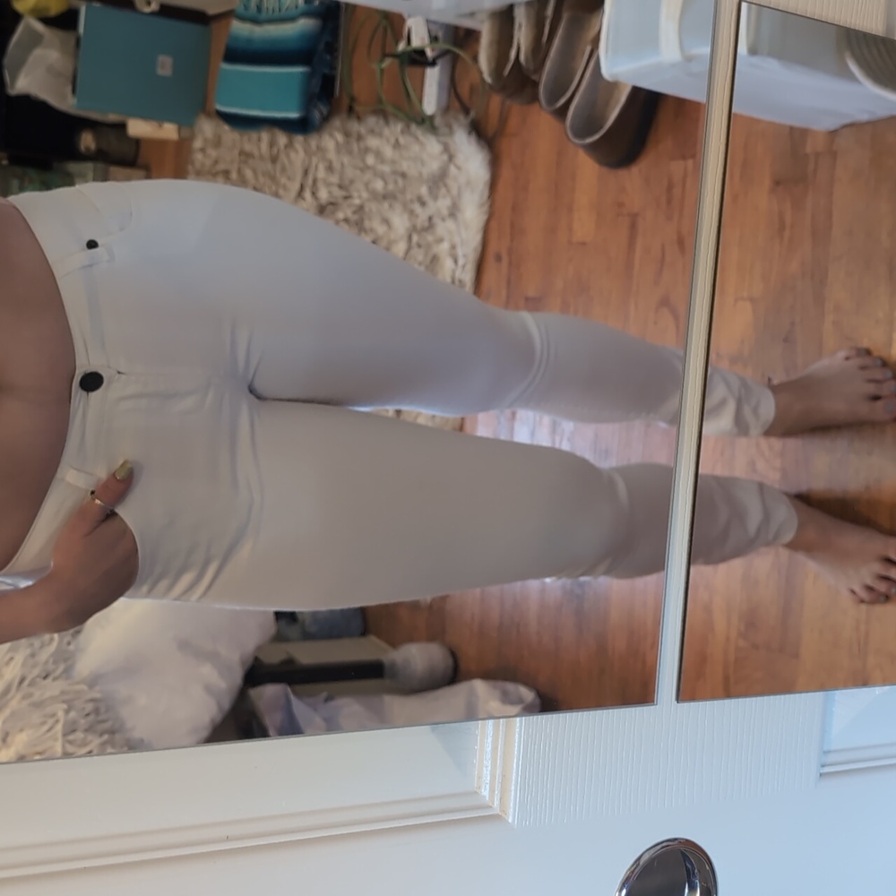 White skinny pants